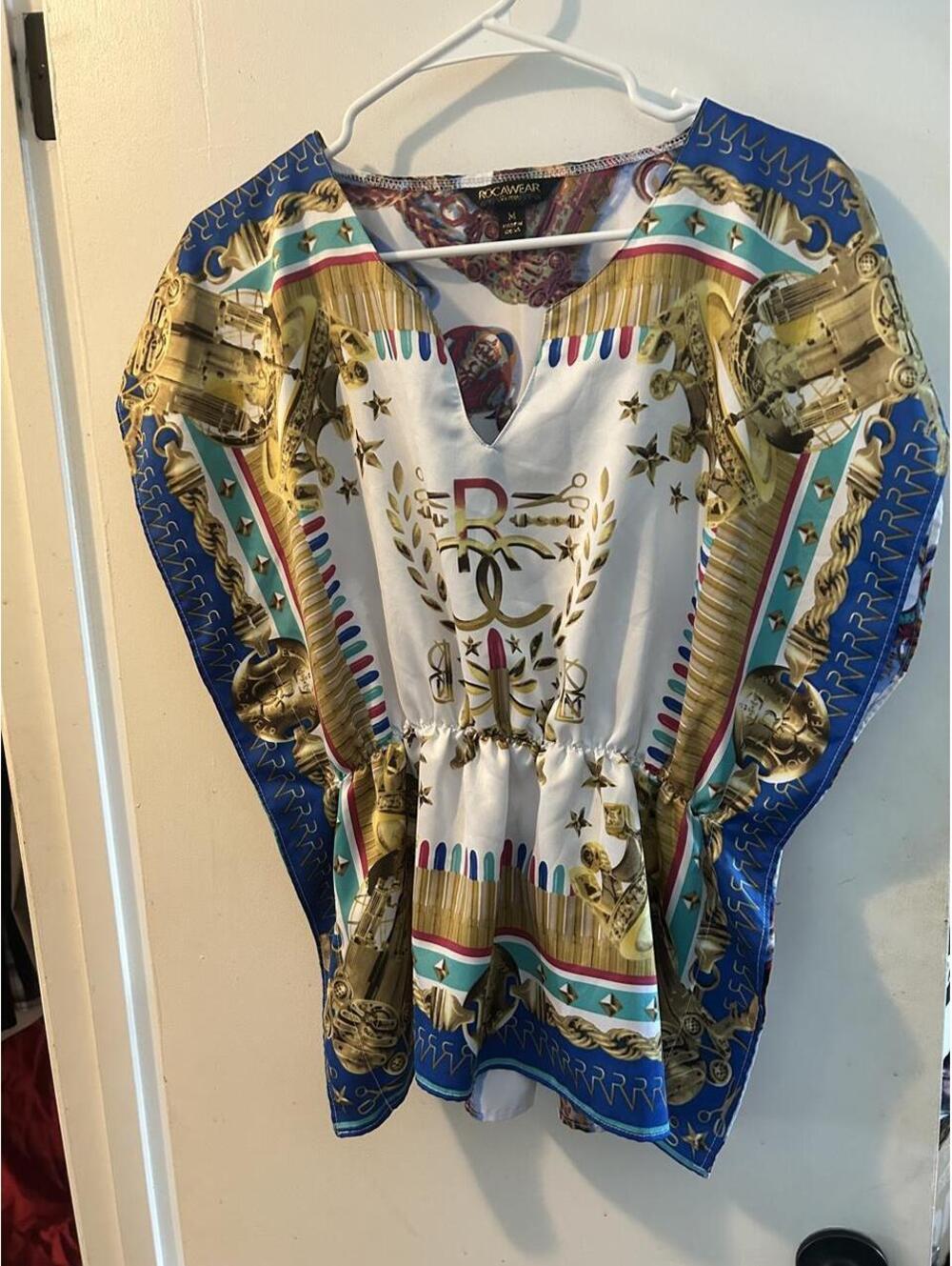 Rocawear gold blue graphic print top with gold and blue ornate design, size M